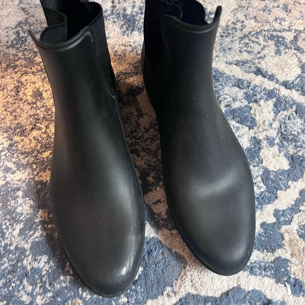 Sam Edelman Black Chelsea Rain Boots for Women